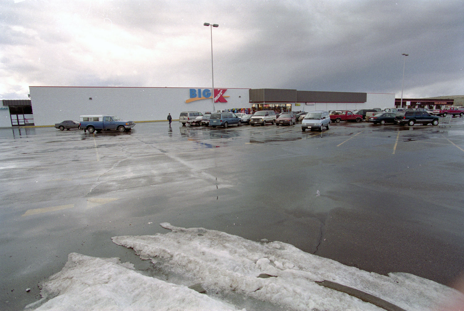 Heights Kmart, 2001